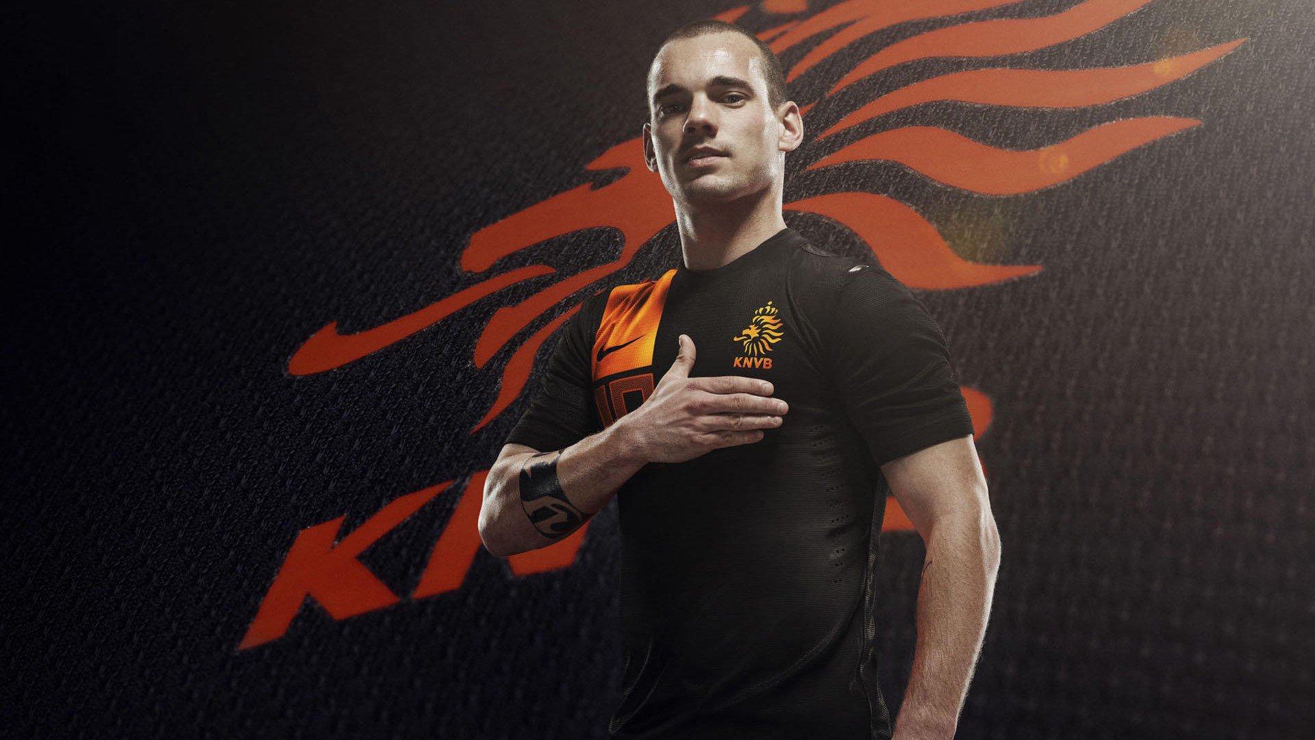 冬窗风云再起，压哨转会的魔力如何重塑欧洲足坛格局？